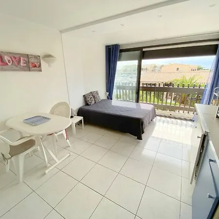 106, Port Venus Au Village Naturiste * Agde